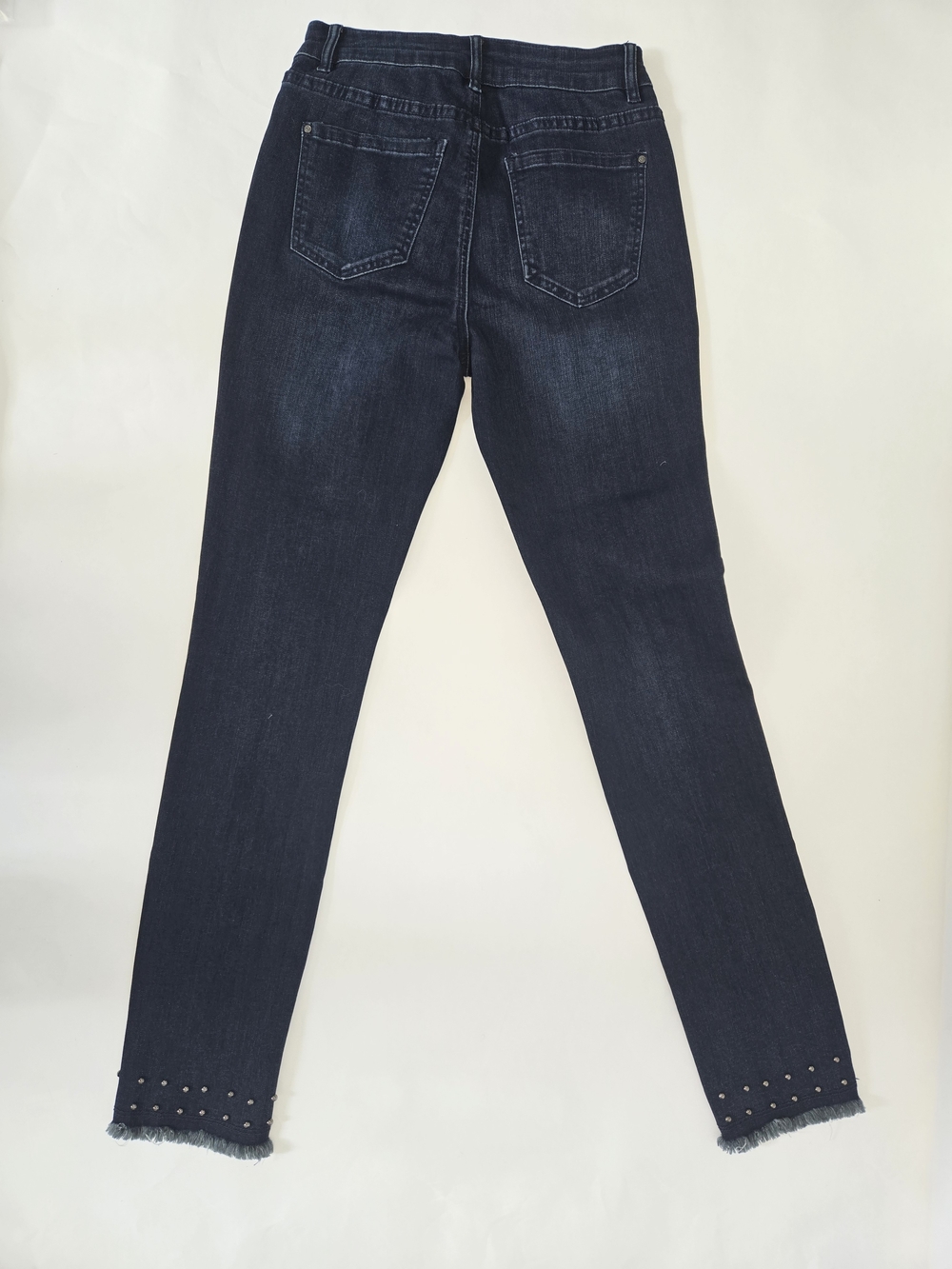 CHARLIE B Dark Wash Studded Frayed Hem Women's Jeans Size 2 NWT - Picture 9 of 10
